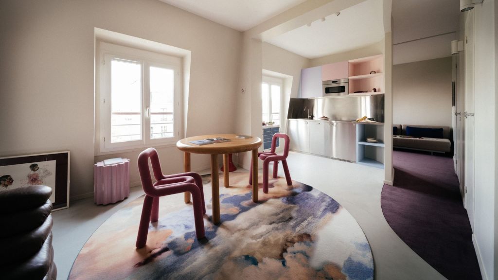 Un petit appartement singulier et coloré par Pauline&nbsp;Borgia