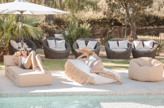 Pouf Extérieur Flottant Effet Raphia COSY HOME DESIGN