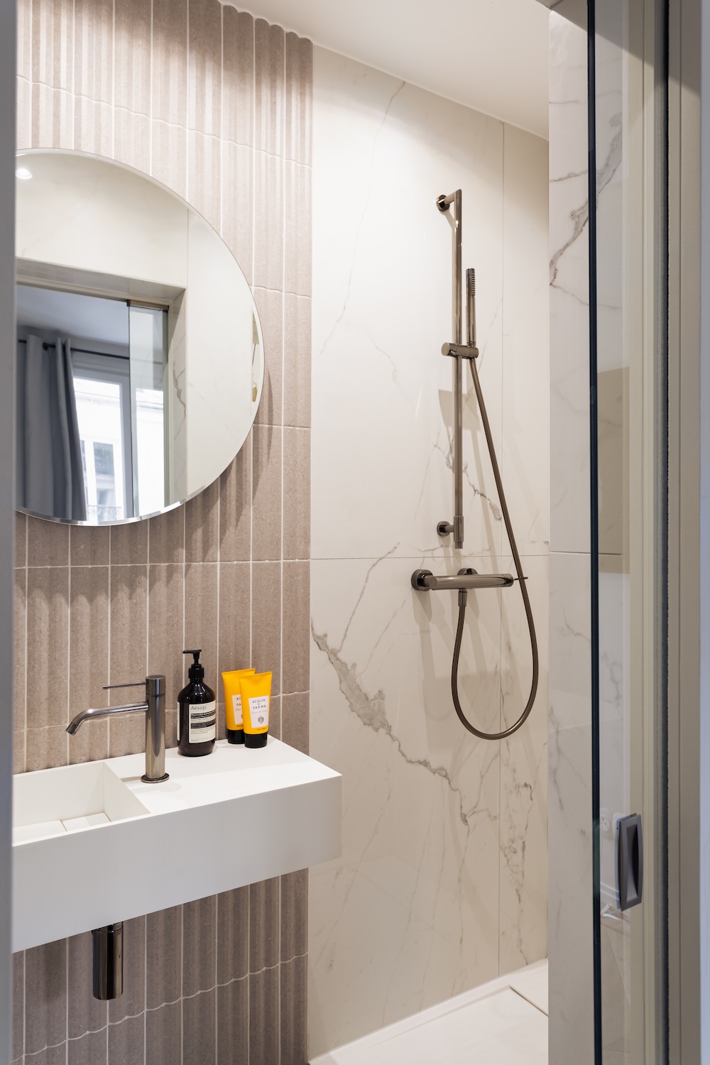 STUDIO-Émilie Magdelaine