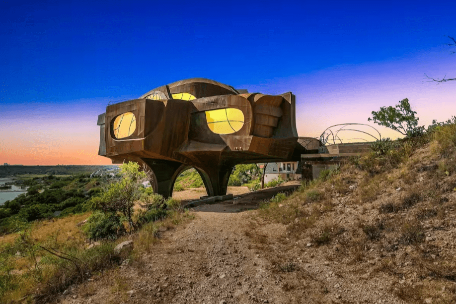 Merveille architecturale : la maison en acier de Robert&nbsp;Bruno