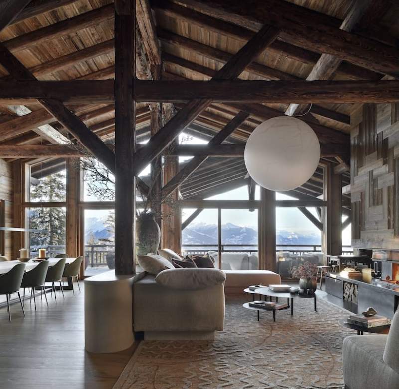Chalet au Cœur de la Nature: Un Chef-d&rsquo;Œuvre Architectural à&nbsp;Crans-Montana