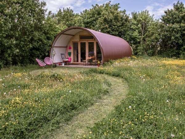 Éco-rénovation : des hangars métamorphosés en Tiny House&nbsp;!
