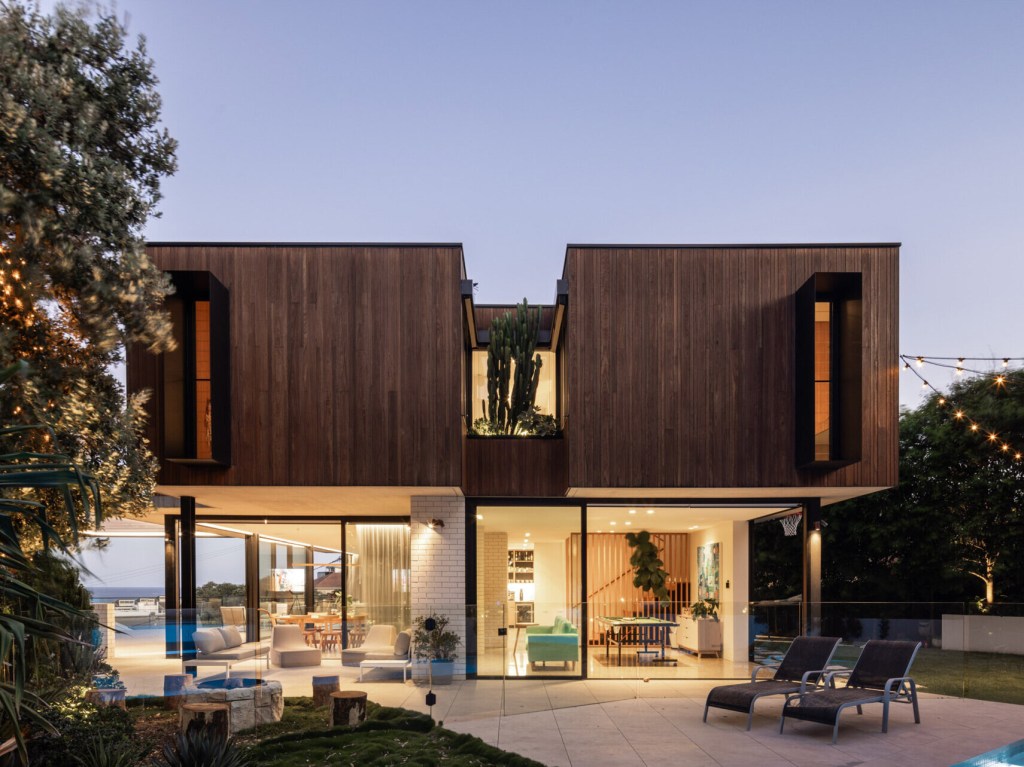 Maison moderne avec vue sur la plage de Curl Curl par Watershed&nbsp;Architects