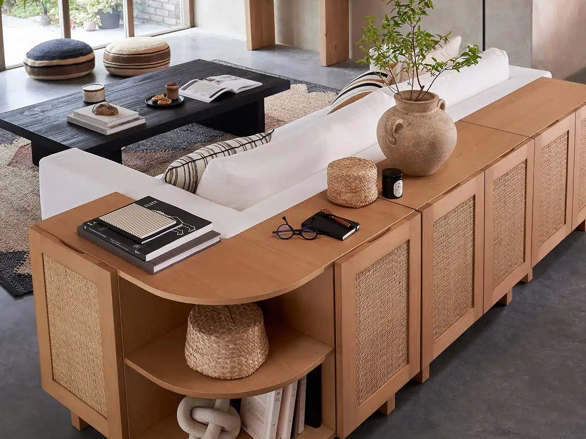 Mobilier pratique pour habiller le dos de&nbsp;canapé