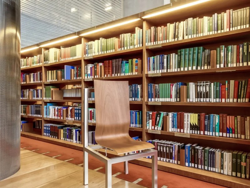 la chaise BNF,par Dominique Perrault et Gaëlle Lauriot-Prevost pour&nbsp;Coedition