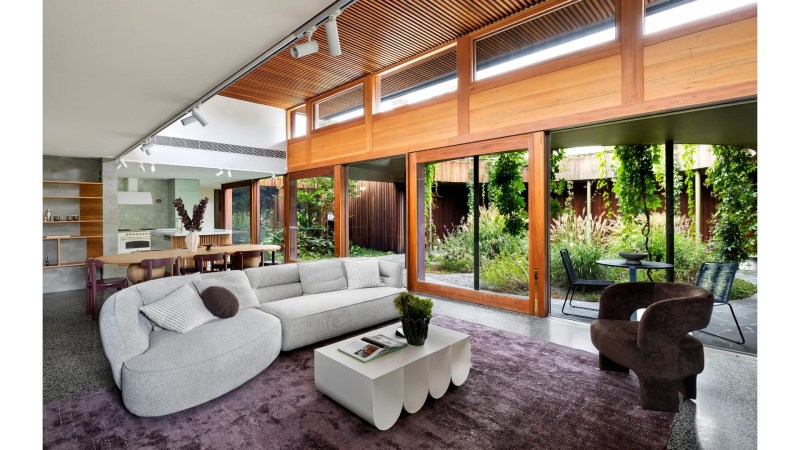 Paysage et vie contemporaine se rencontrent avec une sérénité&nbsp;sereine