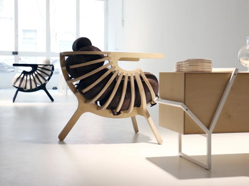 Shell Lounge Chair