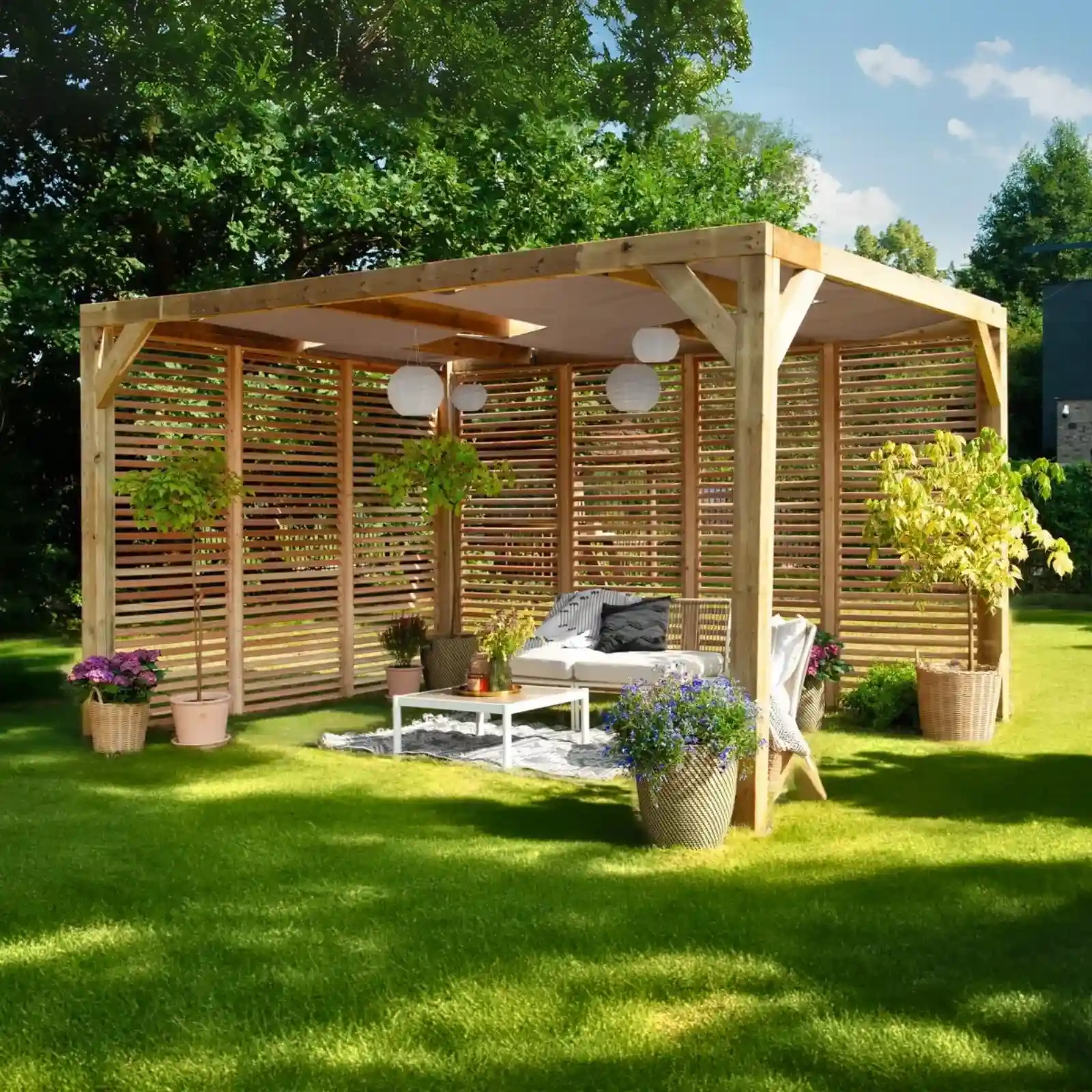 Une Pergola dans le jardin ou sur une terrasse
